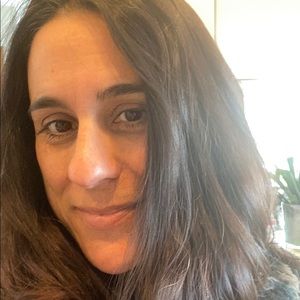 Meet your Posher, Marisa